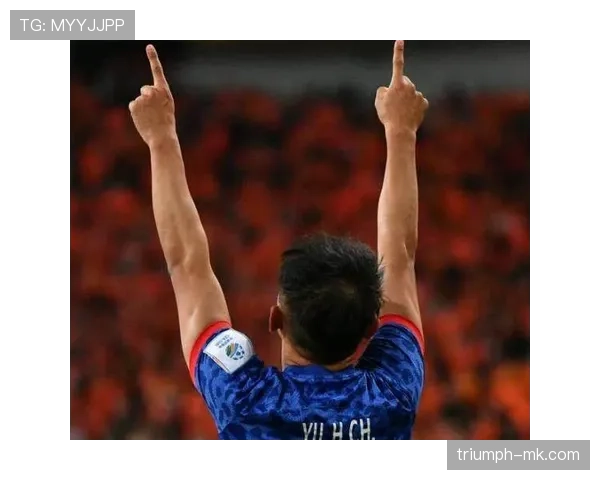 上海申花稳步提升冲击冠军,展现强大实力与坚定决心 上海申花稳步提升冲击冠军,展现强大实力与坚定决心