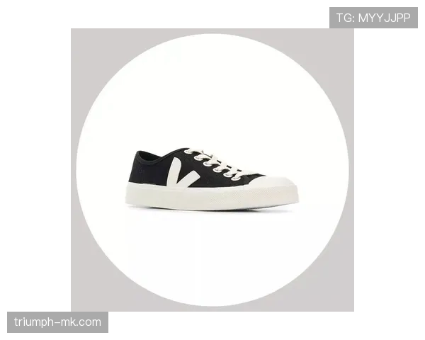 Lautaro Martínez本赛季最常穿的足球鞋品牌及型号分析