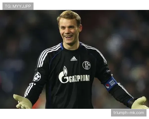 诺伊尔：多次荣膺世界最佳门将的个人荣誉解析